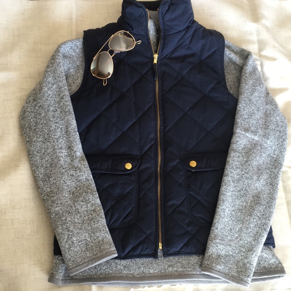 Navy Puffy Vest from Francesca's - Open to offers!